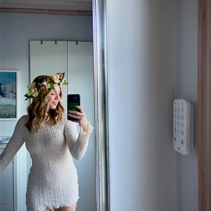 Pull and Bear klänning - Slutsåld klänning från Pull and Bear, använd en gång. 