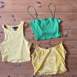 Färgglada croptops - Tre fina linnen som tyvärr inte kommer till användning🥰 Hör av er vid frågor!  40kr/styck. Alla för 100kr💙