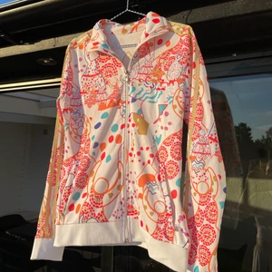 Kofta adidas  - Mönstrad 