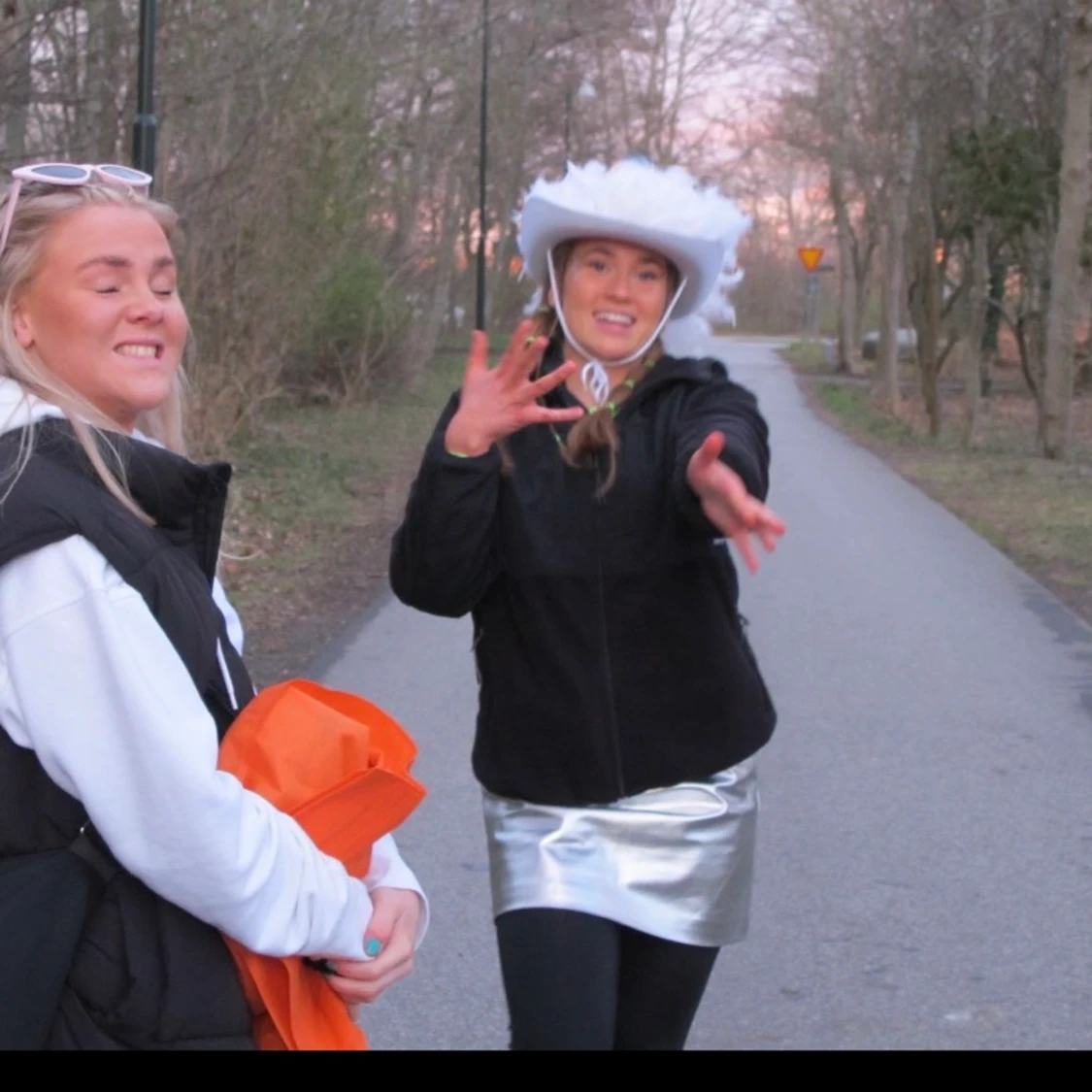 Silver kjol från hm - 91