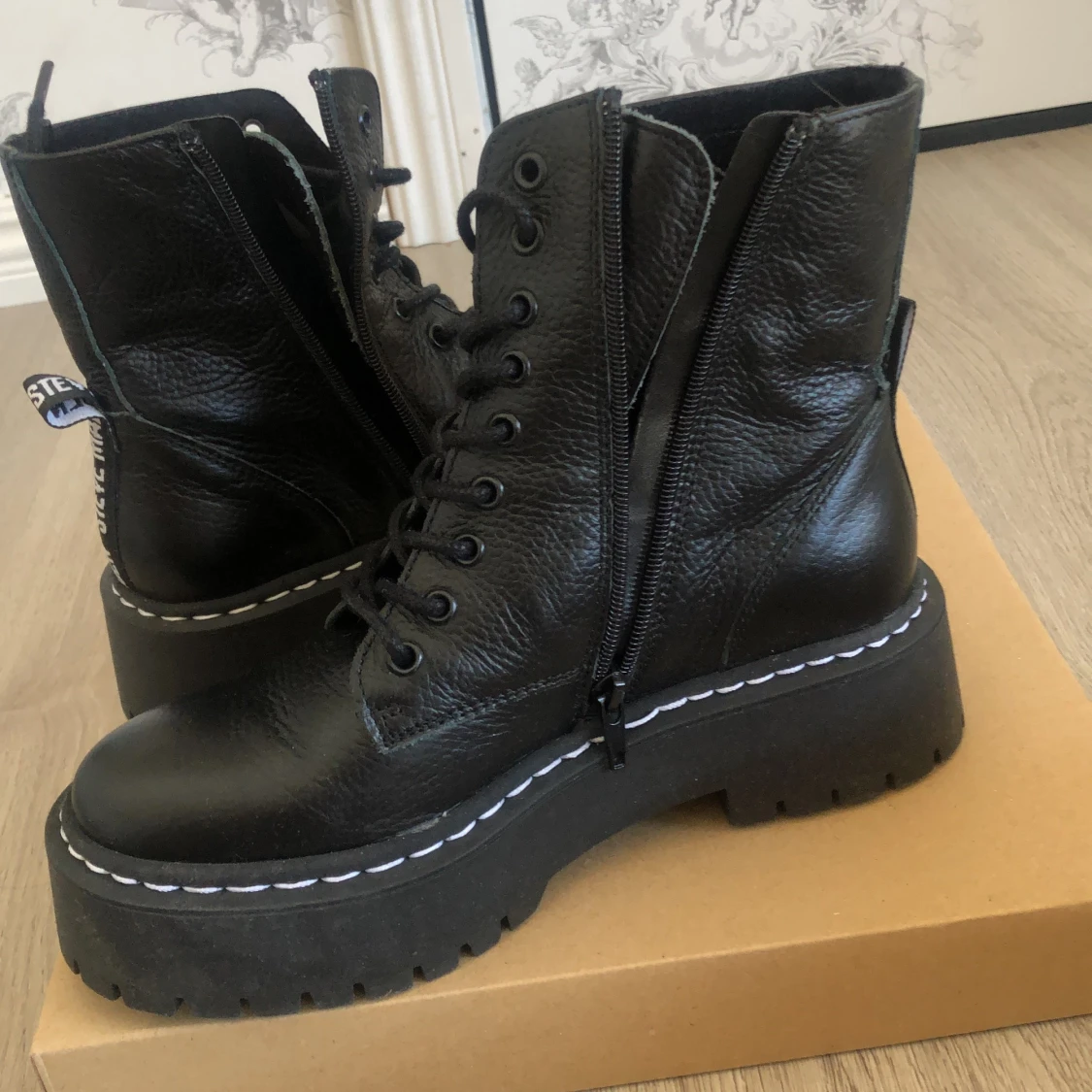 Steve Madden boots. - 91