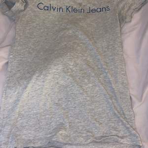 Calvin Klein t-shiet storlek xs