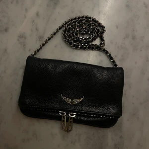 Zadig väska.  - Bra skick, köpte den i butik för cirka 1 år sedan. Skriv privat för frågor. 