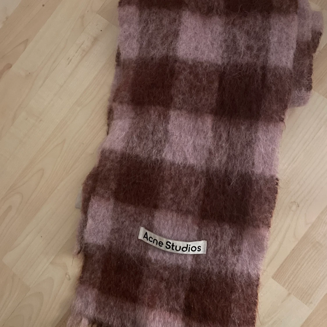 Acne Studios halsduk - 90