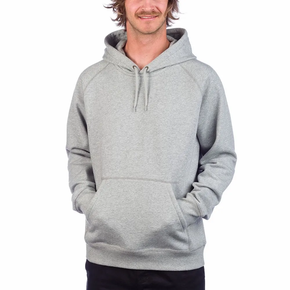 Enkel hoodie från Carhartt, chase-modellen. . Hoodies.
