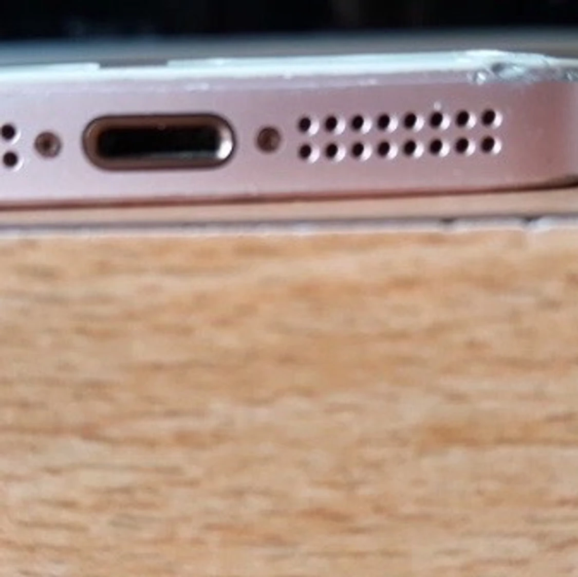 iPhone SE rosé gold  - 90