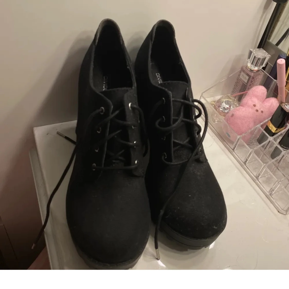 Jättesnygga skor i nyskick!  - 91