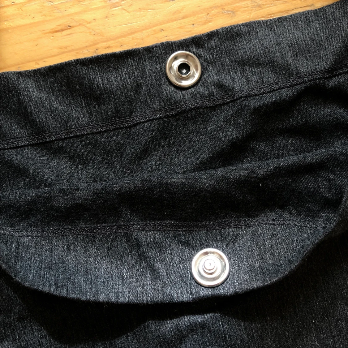 Totebag/tygväska/shopper med knapp 🕉 - 90