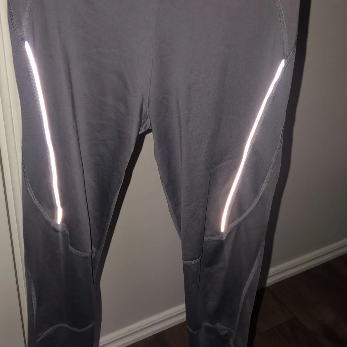 Grå tränings tights