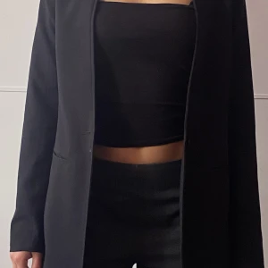 Blazer - Svart blazer, storlek xs