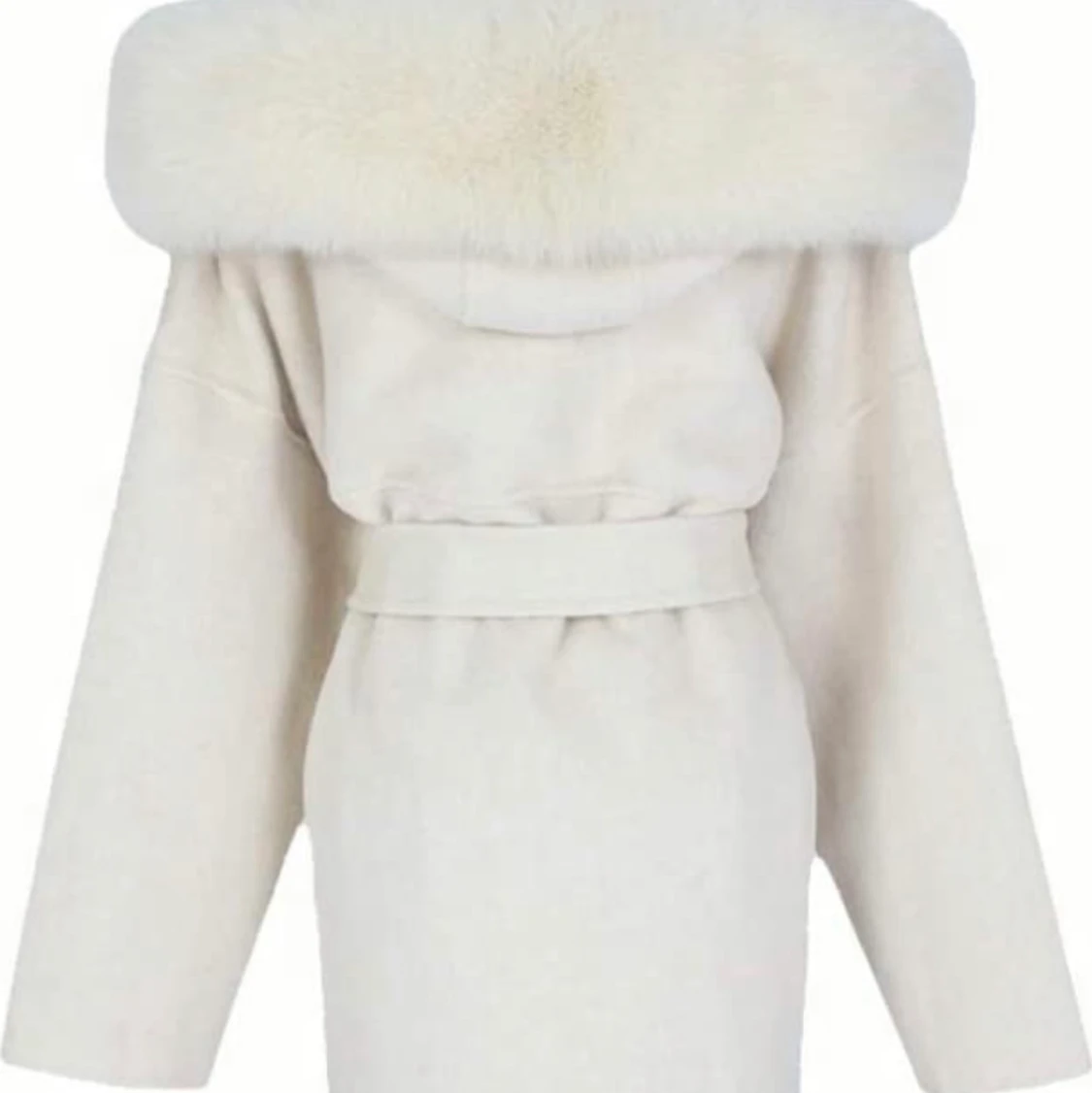 Beige kappa med päls