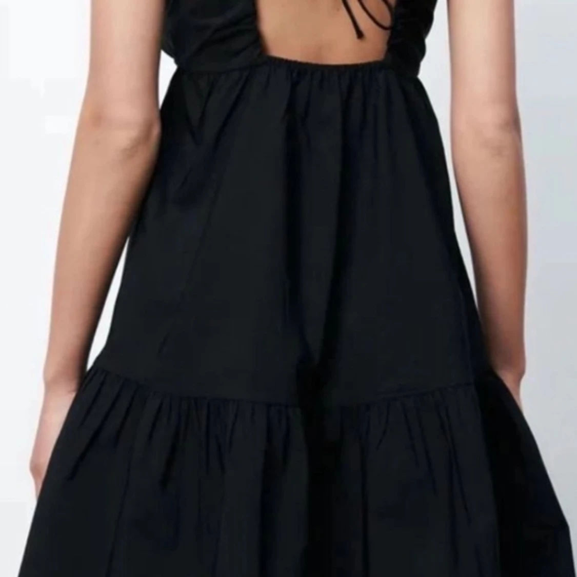 Zara volangklänning - 90