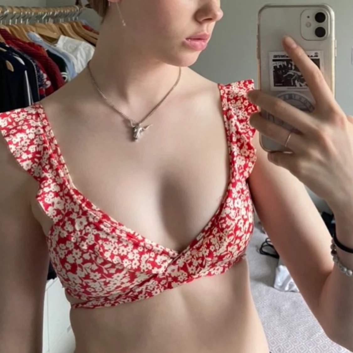 Volang wrap bikini topp