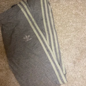 Adidas tights  - Storlek 164 men som xs