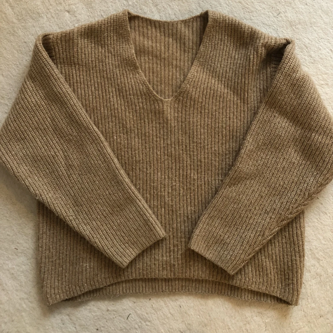 Stickad Tröja  - 90