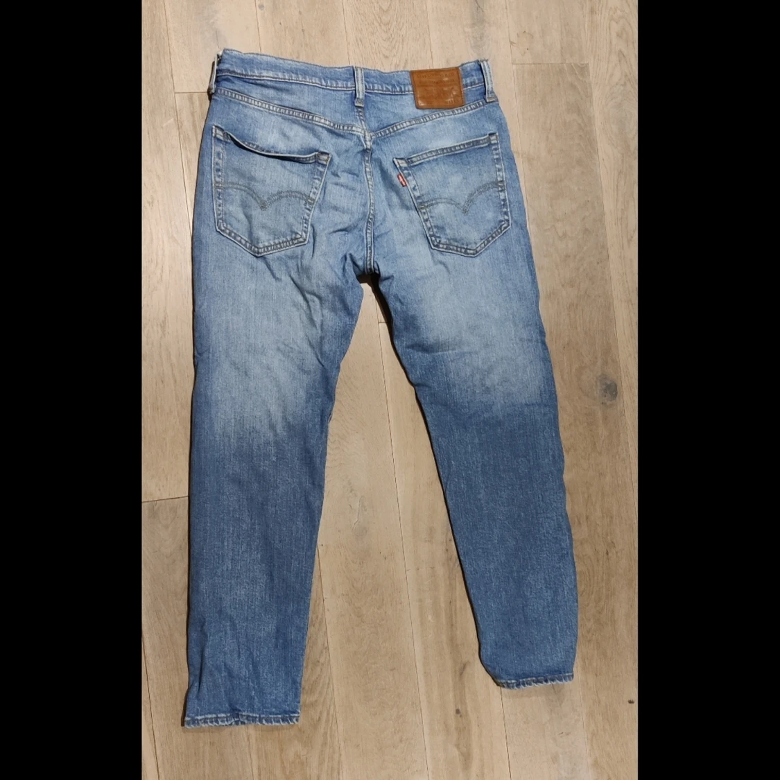 Ljusa Levi's 502 - 90