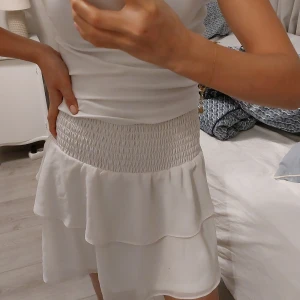 Chelsea kjol - En sommrig chelsea kjol perfekt till vår o sommar! Köpare står för frakt.