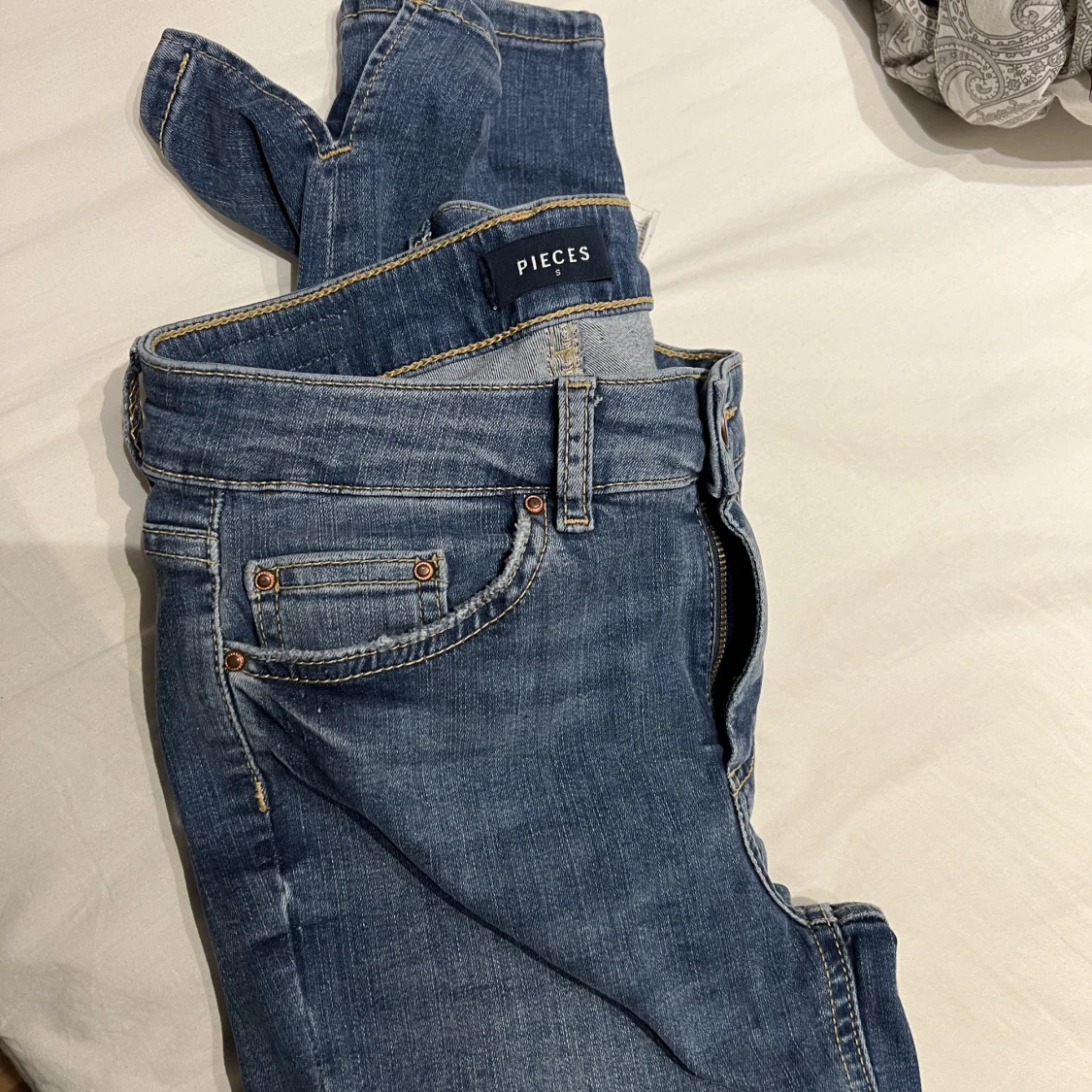 Jeans pieces