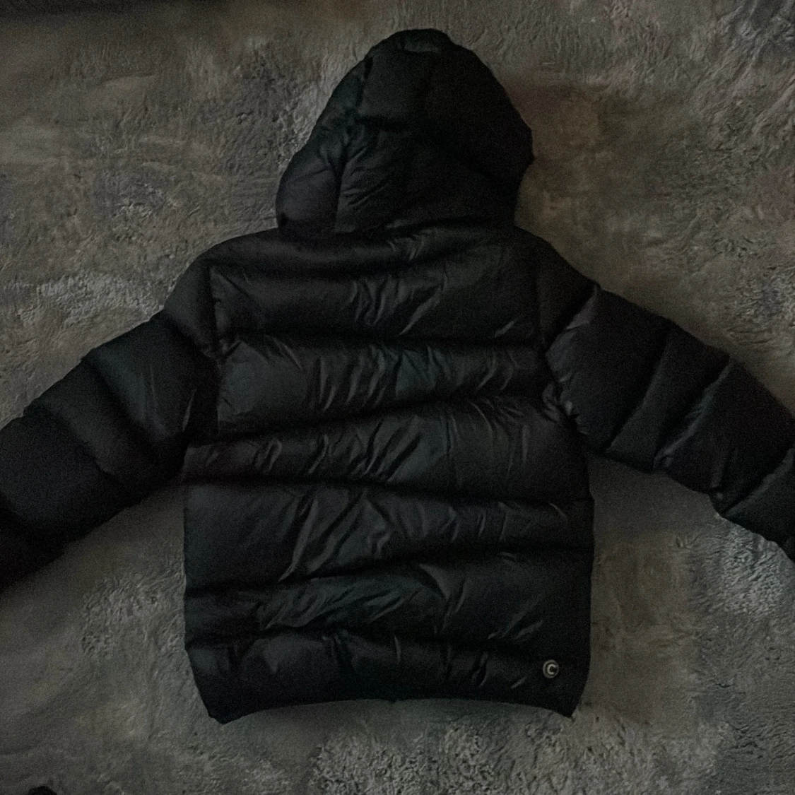 Svart pufferjacka från Colmar - 1