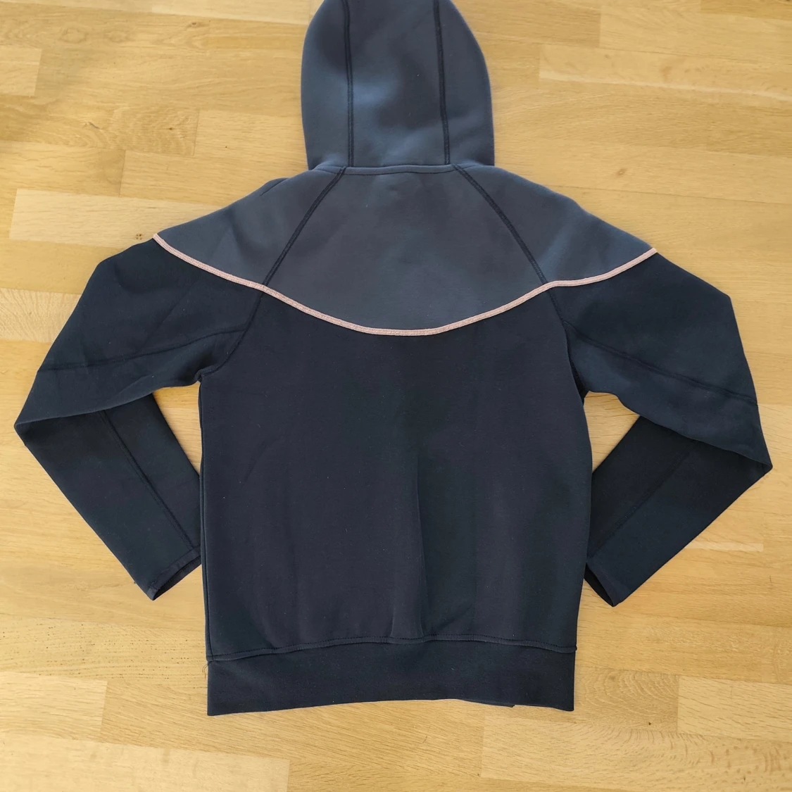 Syna World x Nike Tech - 1