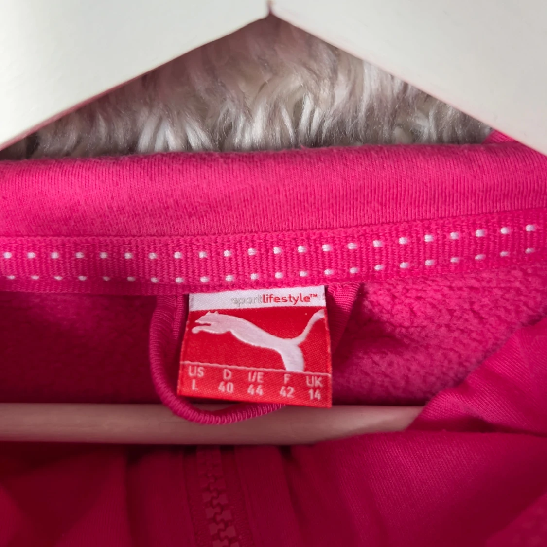 Rosa hoodie från Puma med dragkedja - 2