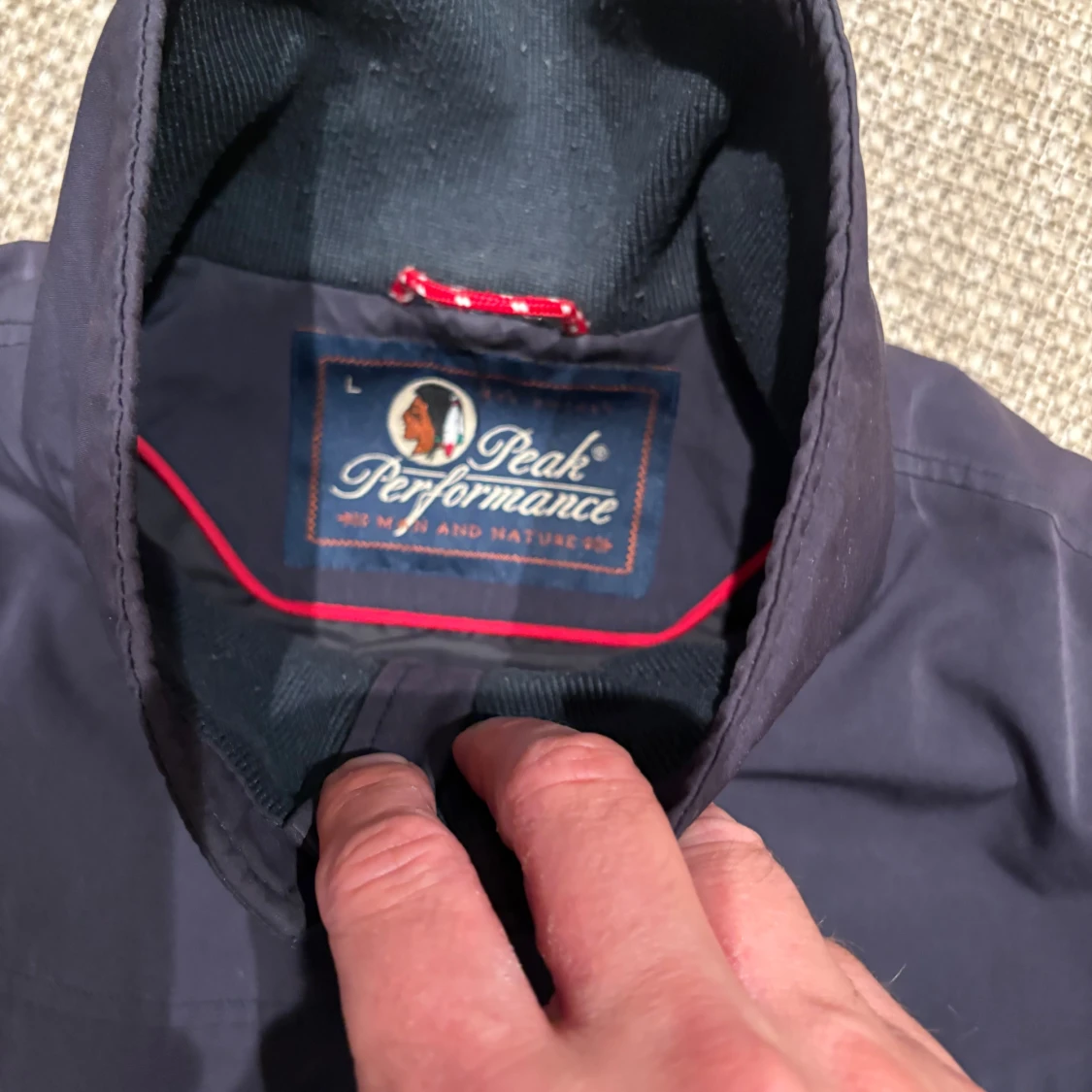 Mörkblå vindjacka Peak Performance L - 1