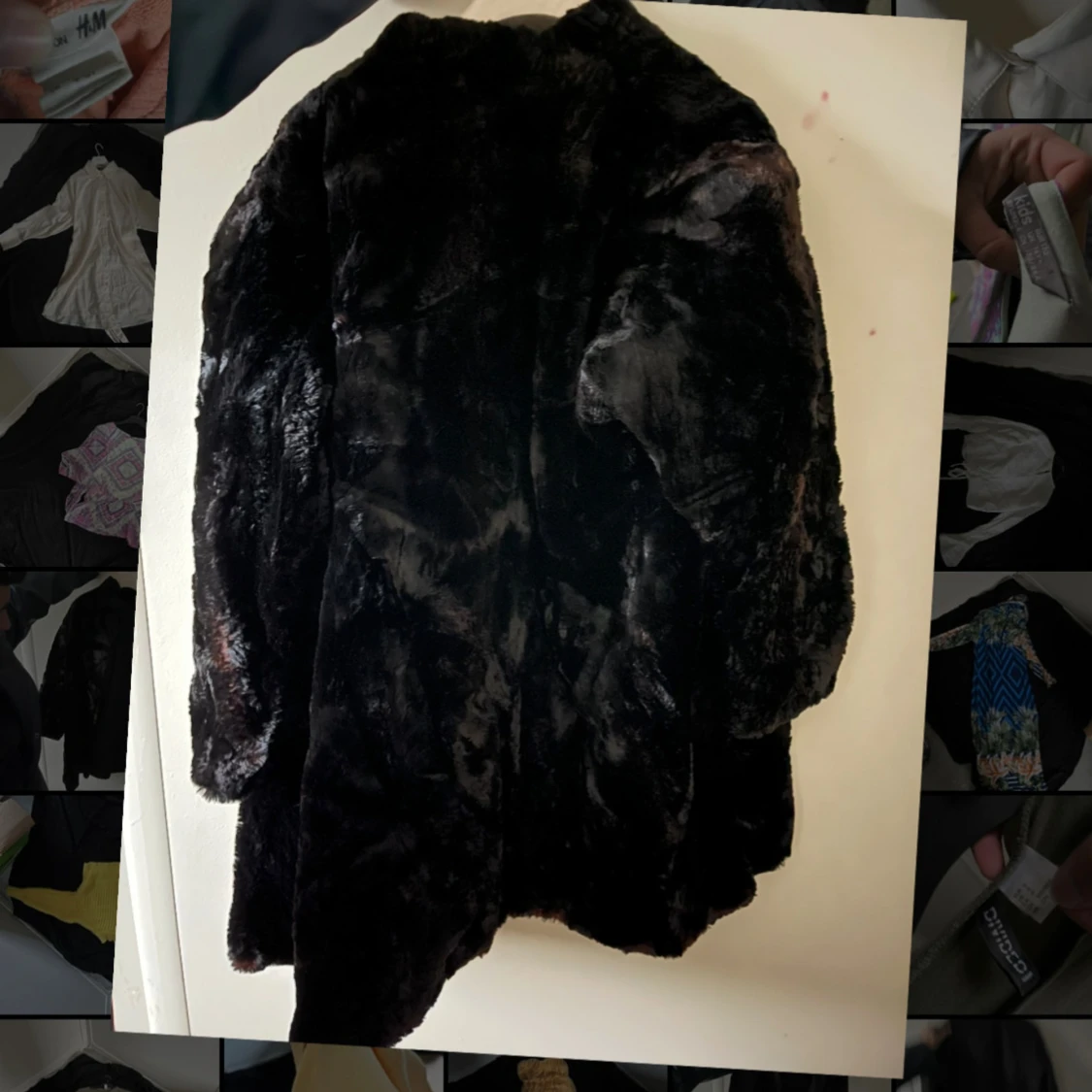 Svart pälsjacka i fuskpäls - 1