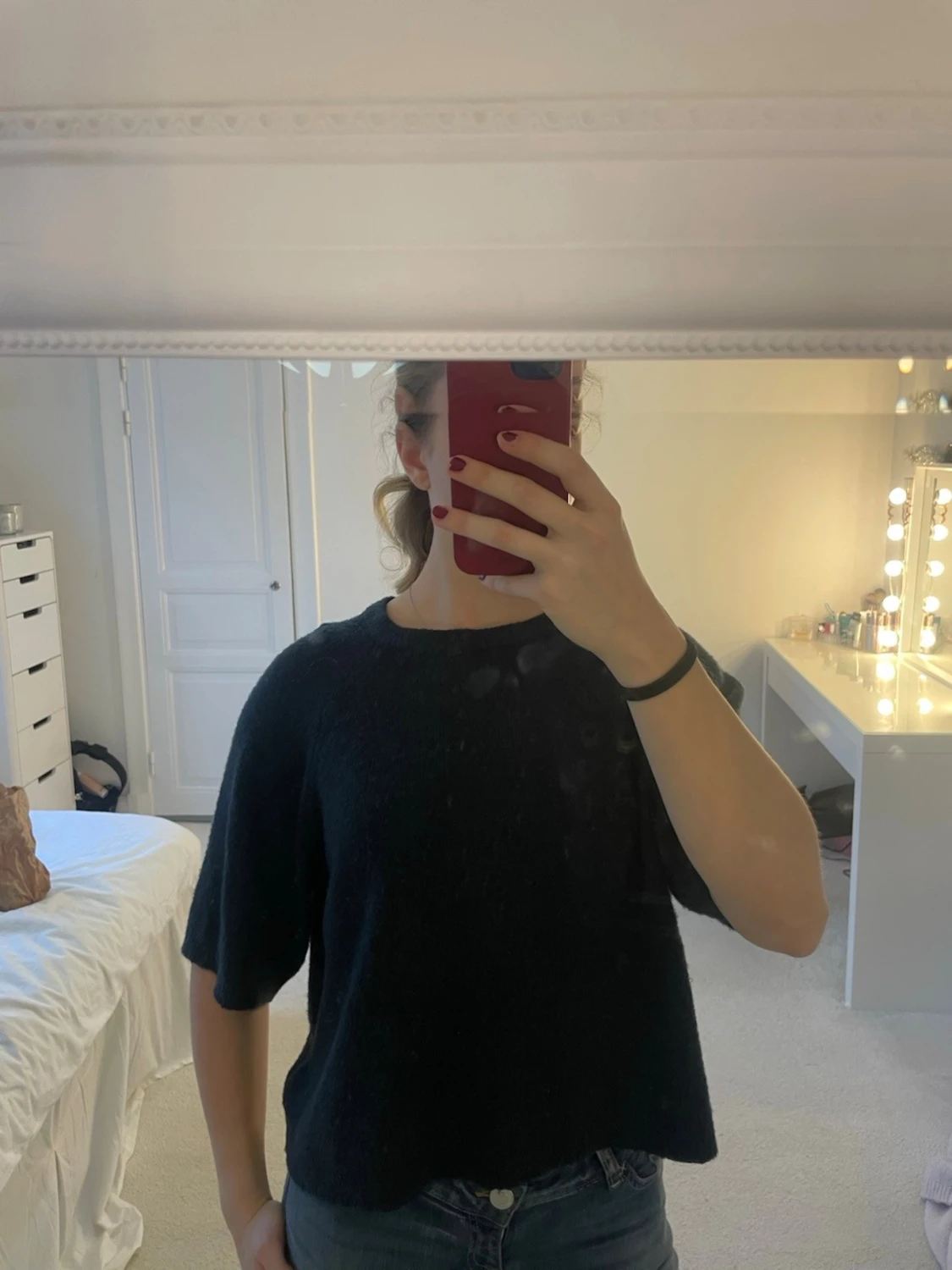 Marinblå stickad tröja 