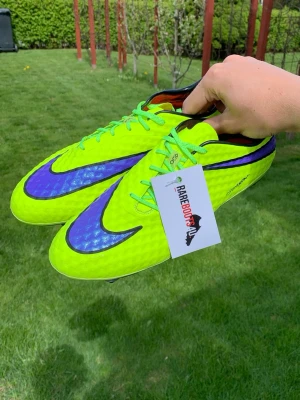 Nike Hypervenom phantom 1 - Helt nya Nike Hypervenom phantom 1 SG. Storlek 45,5. Lappen sitter kvar och lådan finns. 