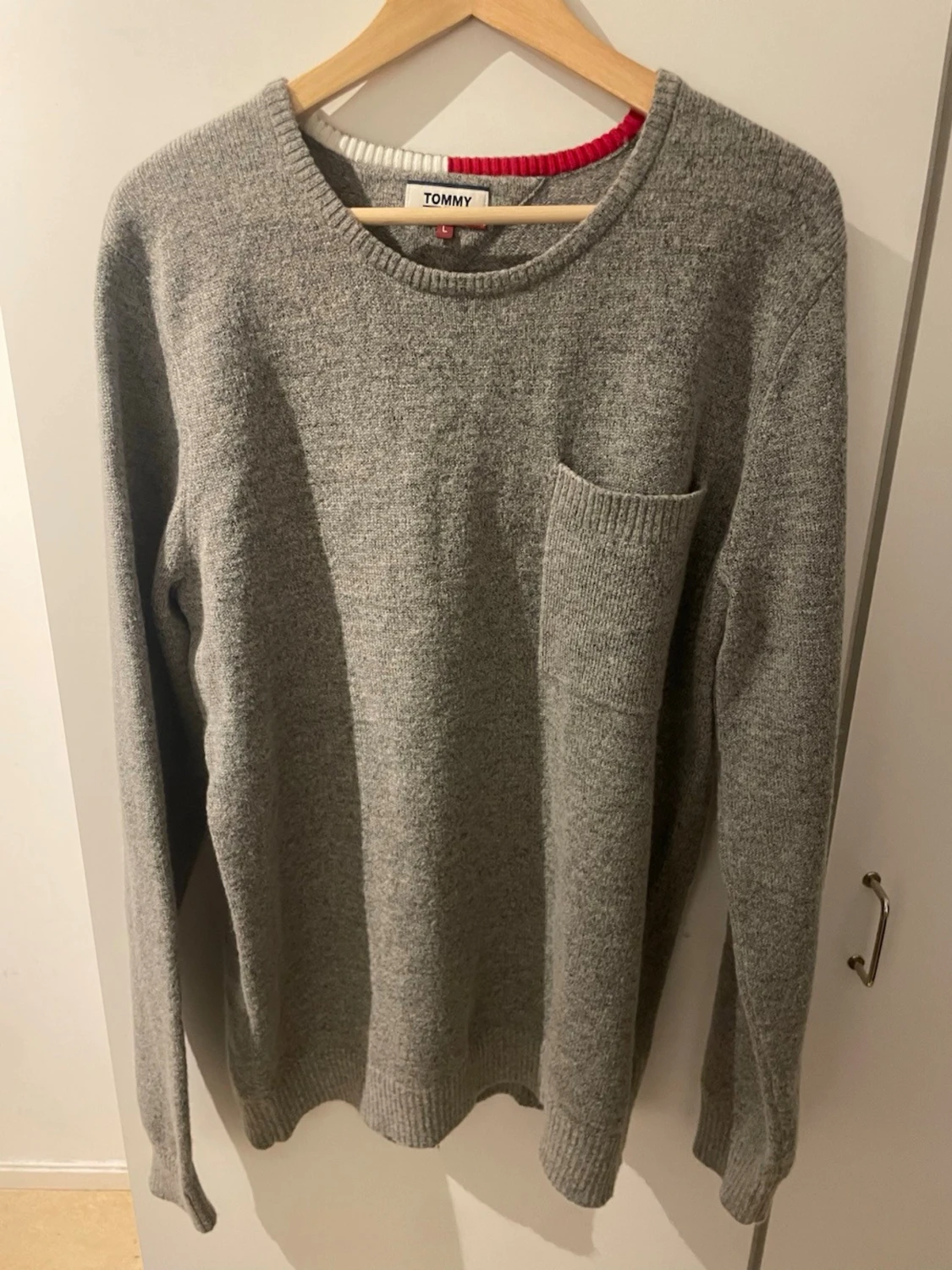 Grå stickad tröja Tommy Jeans L