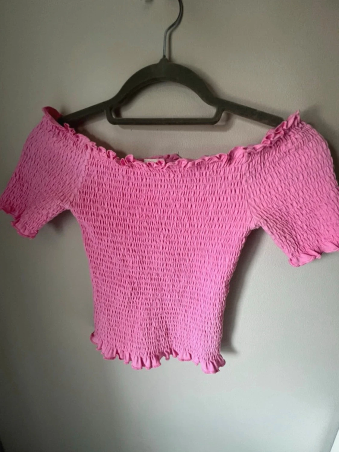 Rosa offshoulder smockad topp🩷 - 2