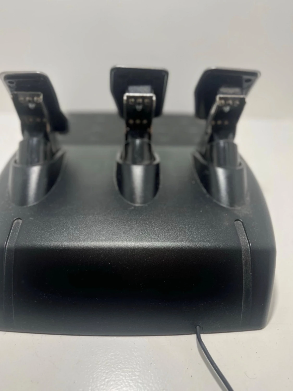 Logitech G923 Racing Wheel and Pedals - 3