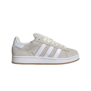 Adidas Campus 00s - Snygga Adidas Campus sneakers i beige färg. Helt oanvända, lappen är kvar. Säljer då jag vill ha ett par svarta istället. Nypriset var 1 449kr