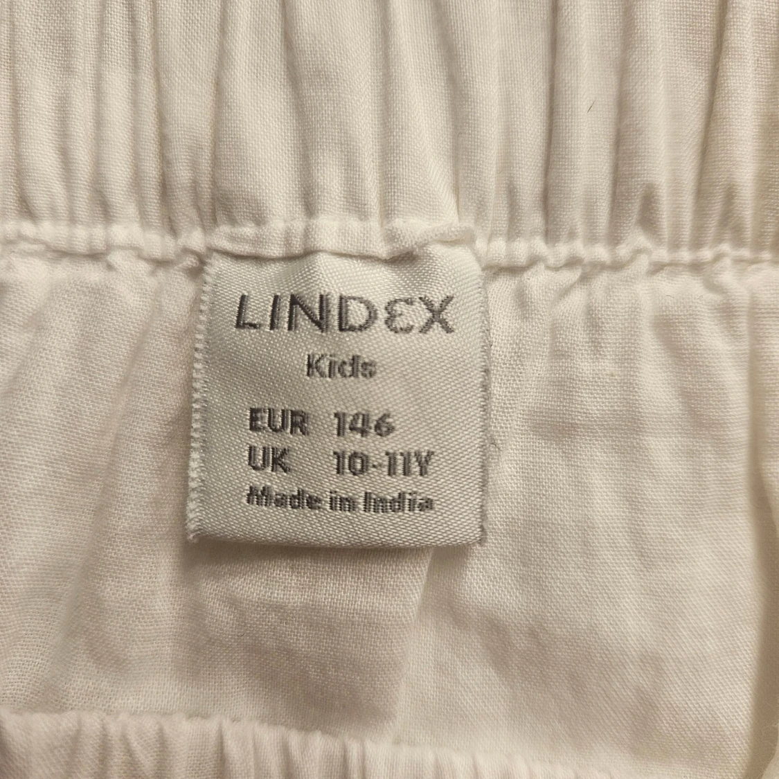 Vit långkjol från Lindex - 2