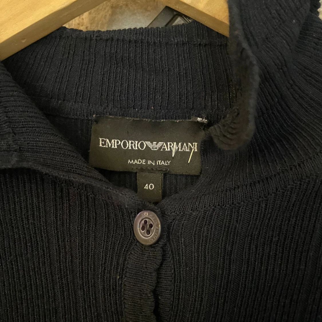 Svart stickad topp från Emporio Armani - 2