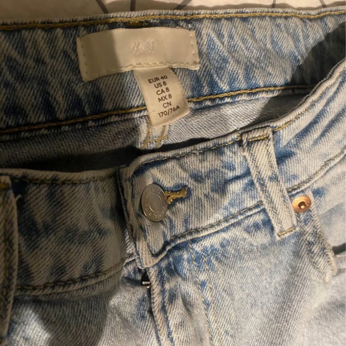 Ljusblå jeans från H&M, strl 40 - 1