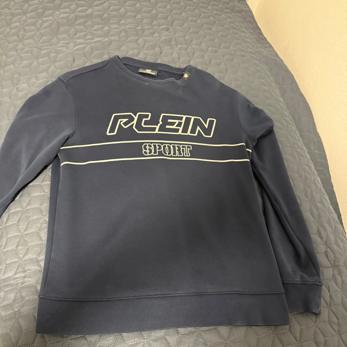 Mörkblå sweatshirt från Plein Sport