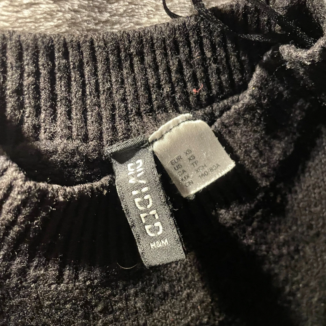 Svartvit randig stickad tröja H&M - 1