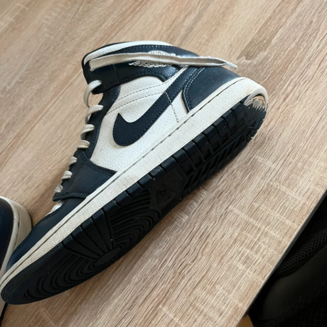 Nike Air Jordan 1 High svart/vit - 3