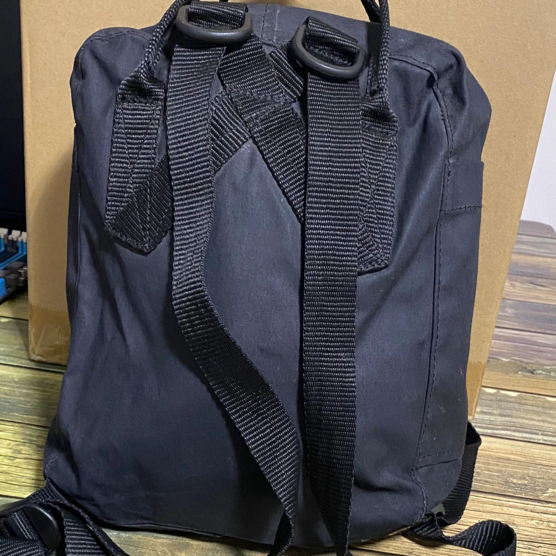 Svart Fjällräven Kånken ryggsäck - 2