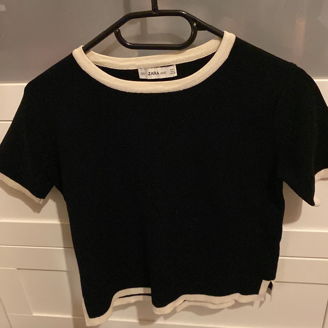 Svart stickad topp från Zara