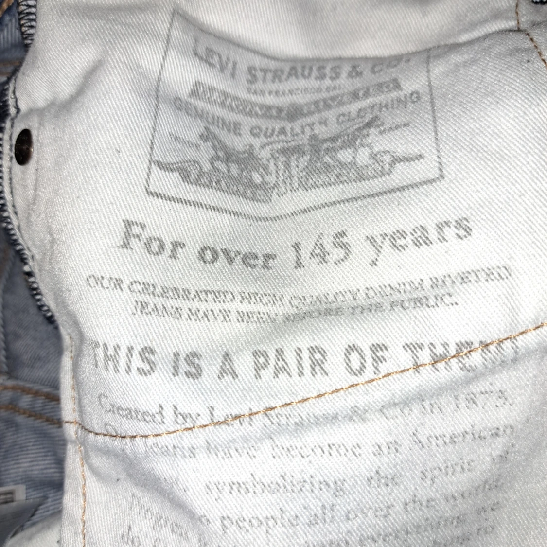 Levi's STAY LOOSE fit - 3