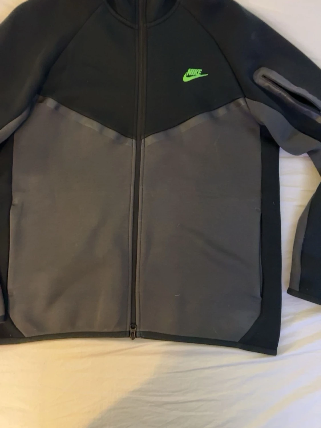 Nike Tech tracksuit - 2