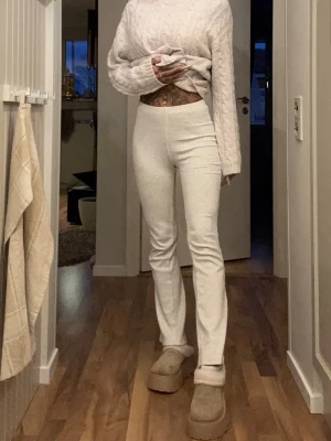 Gråa byxor  - Gråa byxor från lager157 i storlek 160, använda 2 gånger 🤍 • Instagram: Ginise > TikTok: Ginise •  