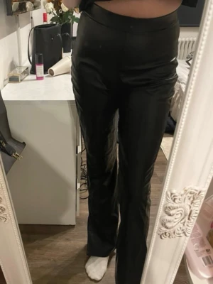 Skinnbyxor från Zara - Jag är 170 som referens 😊