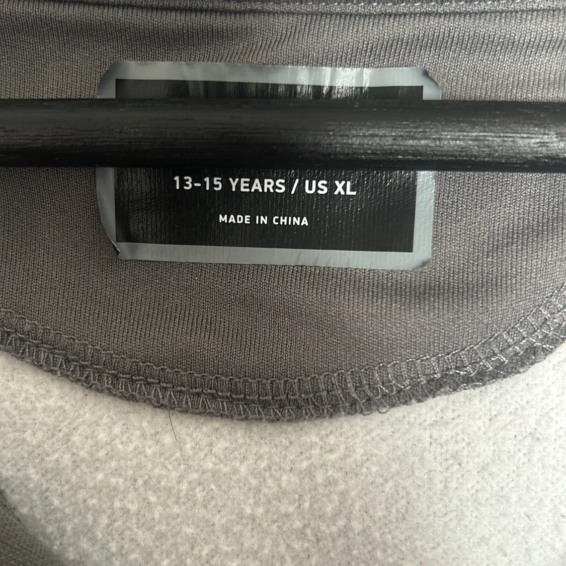 Grå huvtröja från McKenzie - 2