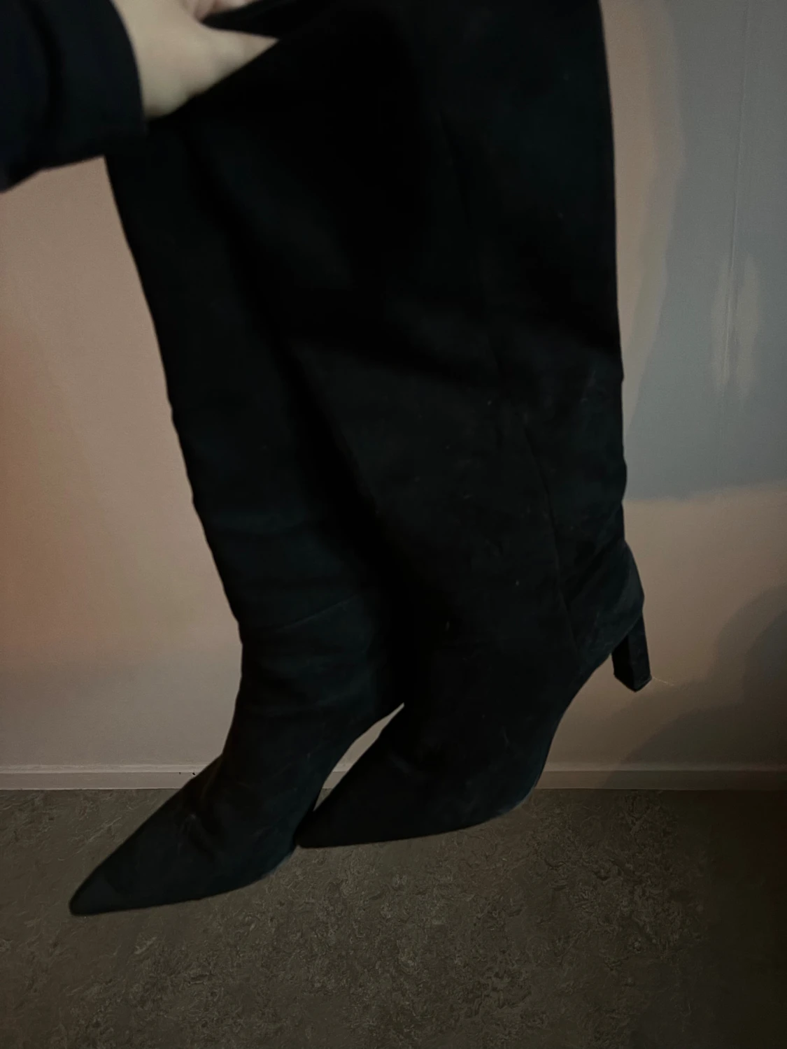 Svarta höga stövlar - 1