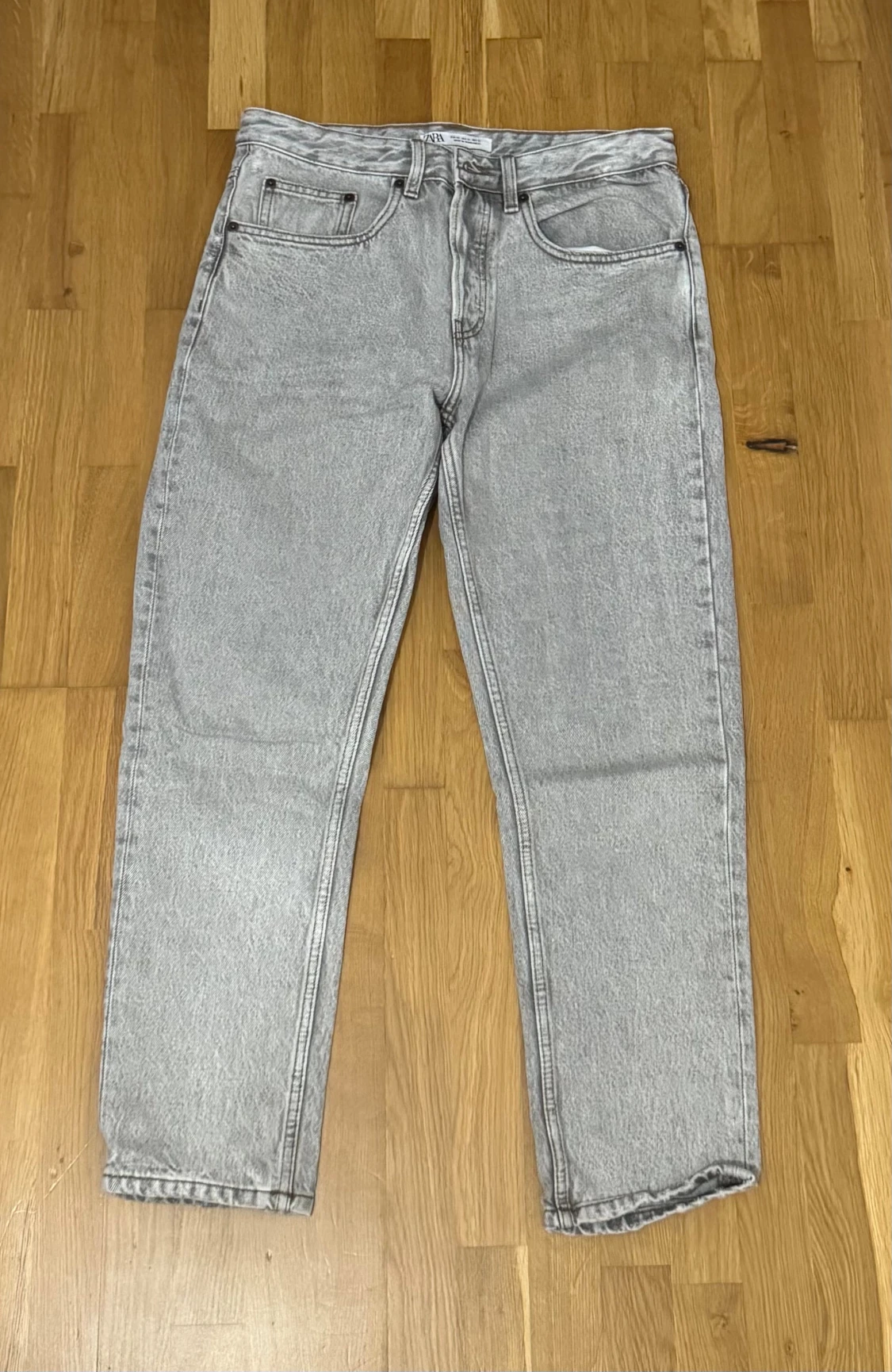 Zara Jeans