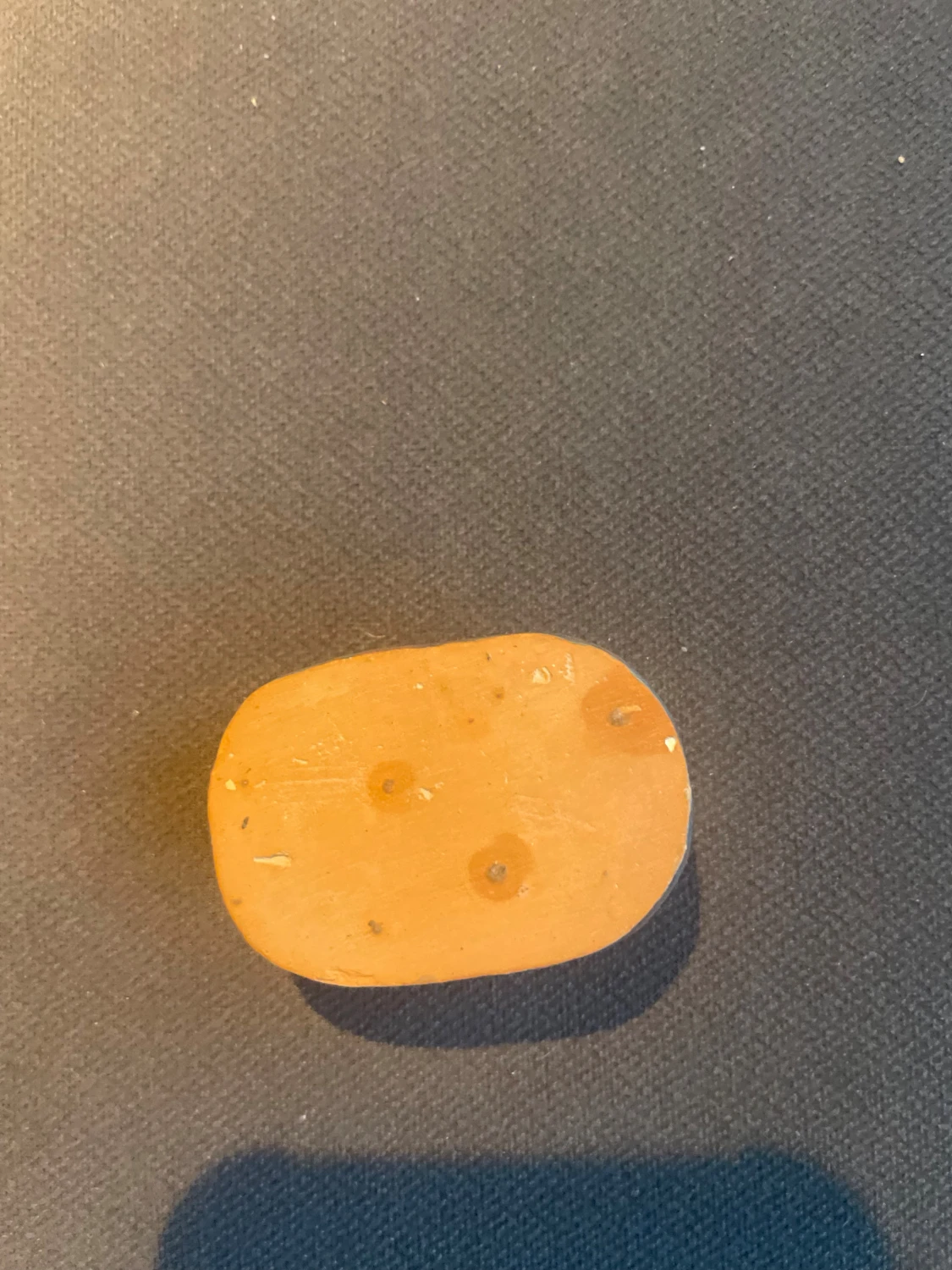 Handgjord nyckelpiga i lera - 1