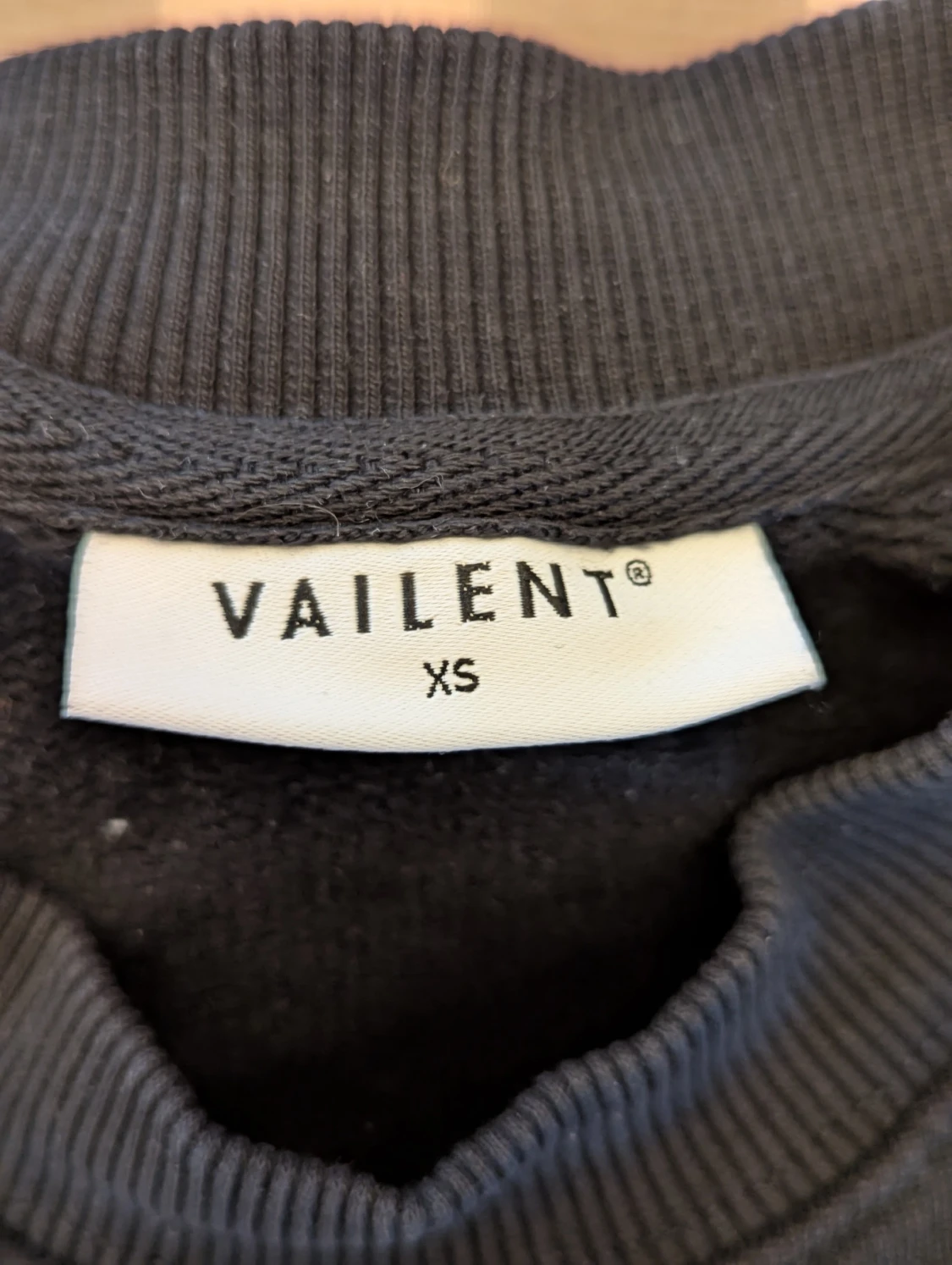 Svart sweatshirt från Vailent XS - 3
